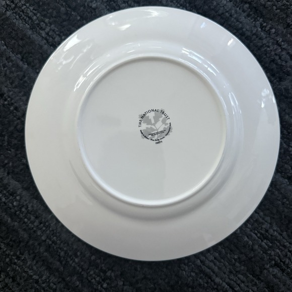 The‎ National Trust ENGLISH TREES 8.25" Plate Salad Dessert Fauna Nature Forest - Picture 5 of 6